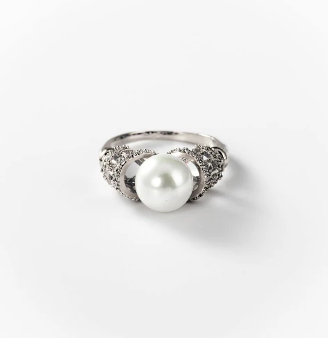Bague perle et cercles de lumière en métal rhodié CHOGAN - Image 2